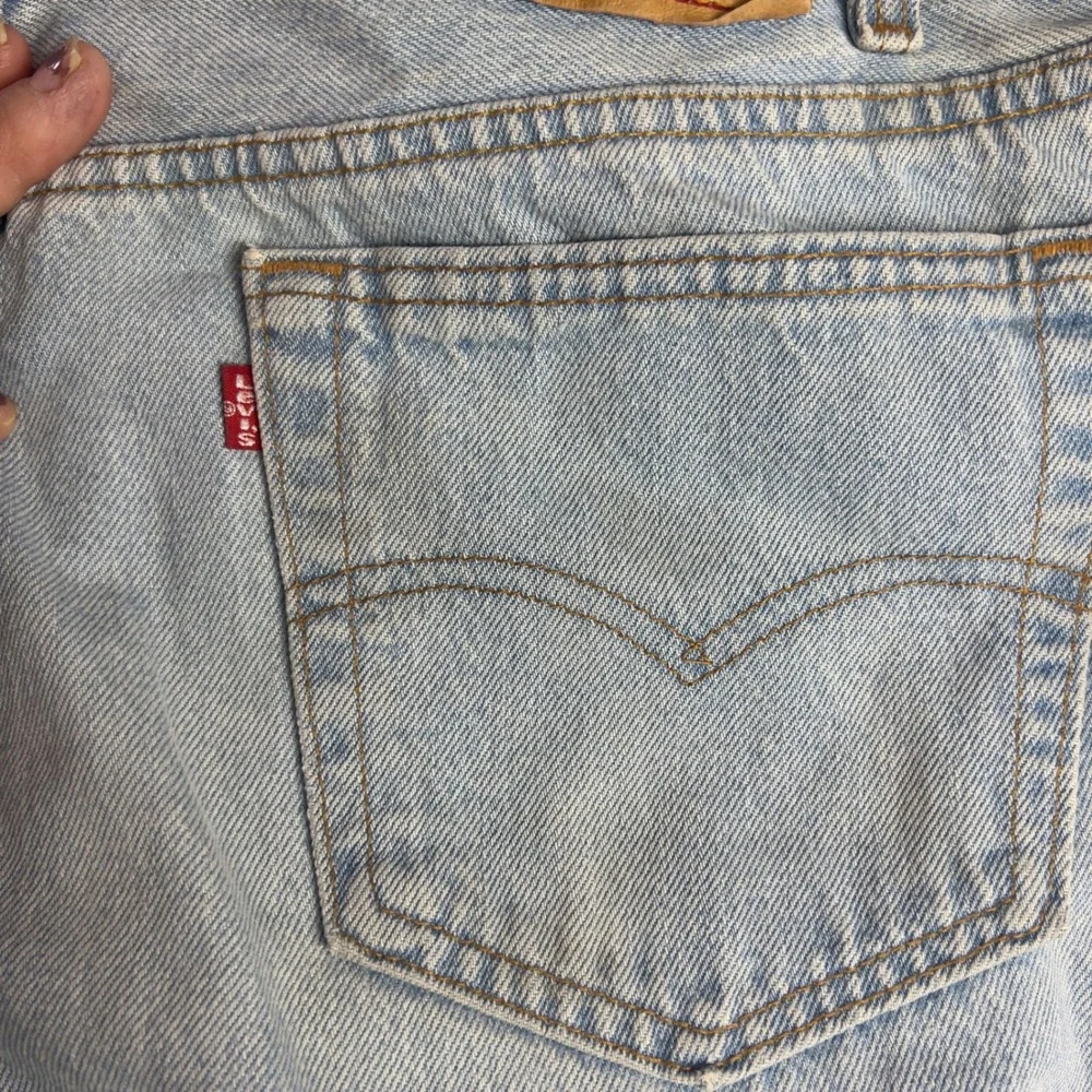 Vintage Levis 501 Light Wash Button Fly Jeans Made in USA Mens 36x34